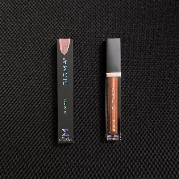 SIGMA Cor de Rosa Lip Gloss - Full Size .17 oz - Picture 1 of 4